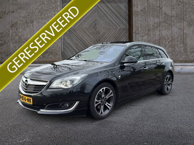 Opel Insignia - Sports Tourer 1.6 CDTI EF Cosmo OPC-line