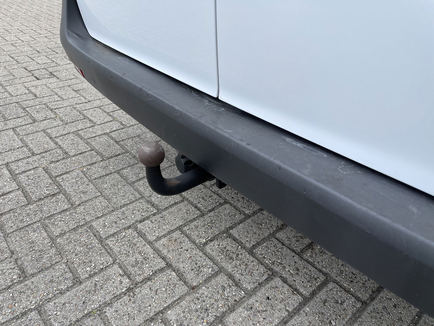 Mercedes-Benz Vito 111 CDI Lang L2H1 / rijklaar € 16.950 ex btw / lease vanaf € 375 / airco / cruise / trekhaak 2000 kg / bijrijdersbank !