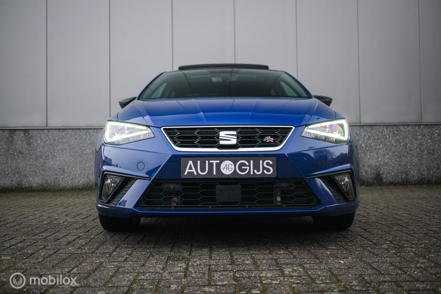 SEAT Ibiza 1.0 TSI FR Limited Edition | Panorama | Carplay | Camera | LED | Cruise | Alcantara leder | DSG automaat | PDC |