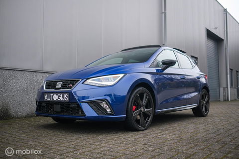 SEAT Ibiza 1.0 TSI FR Limited Edition | Panorama | Carplay | Camera | LED | Cruise | Alcantara leder | DSG automaat | PDC |