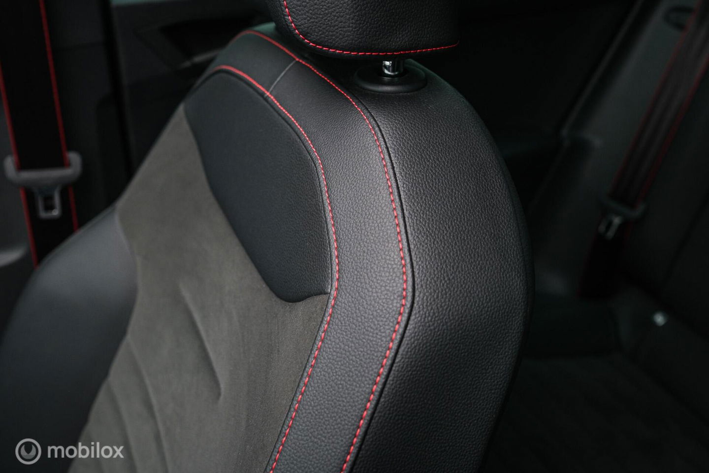 SEAT Ibiza 1.0 TSI FR Limited Edition | Panorama | Carplay | Camera | LED | Cruise | Alcantara leder | DSG automaat | PDC |