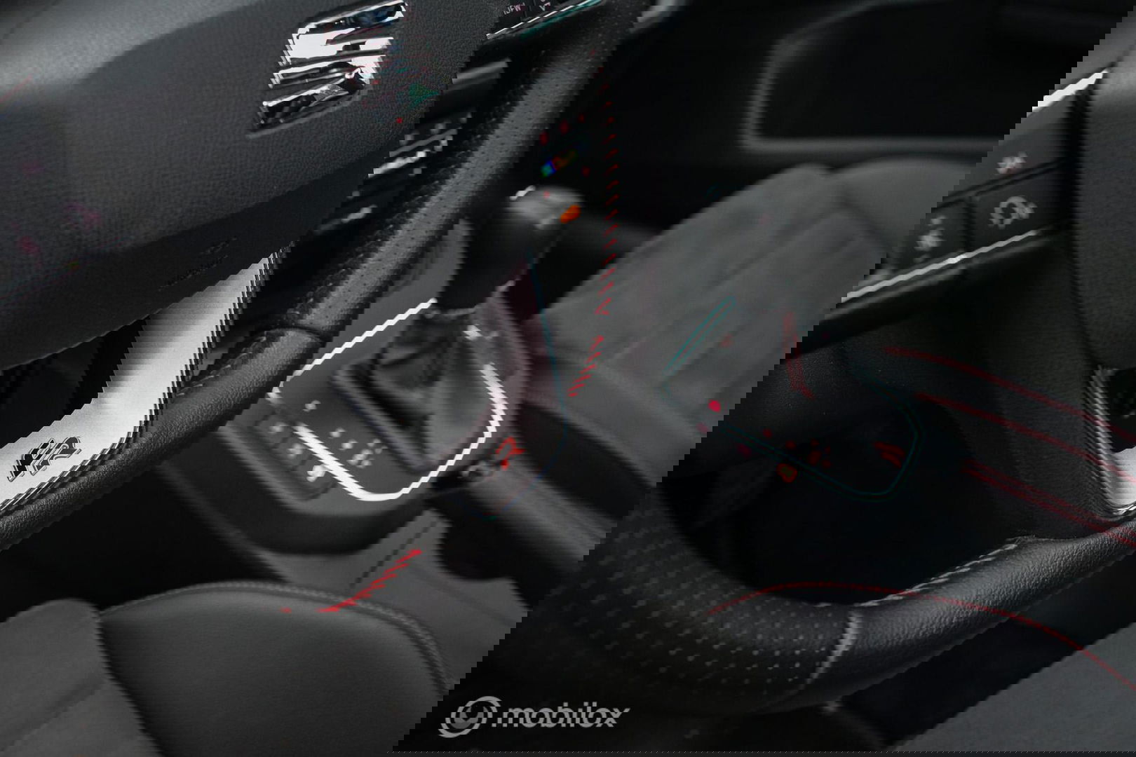 SEAT Ibiza 1.0 TSI FR Limited Edition | Panorama | Carplay | Camera | LED | Cruise | Alcantara leder | DSG automaat | PDC |