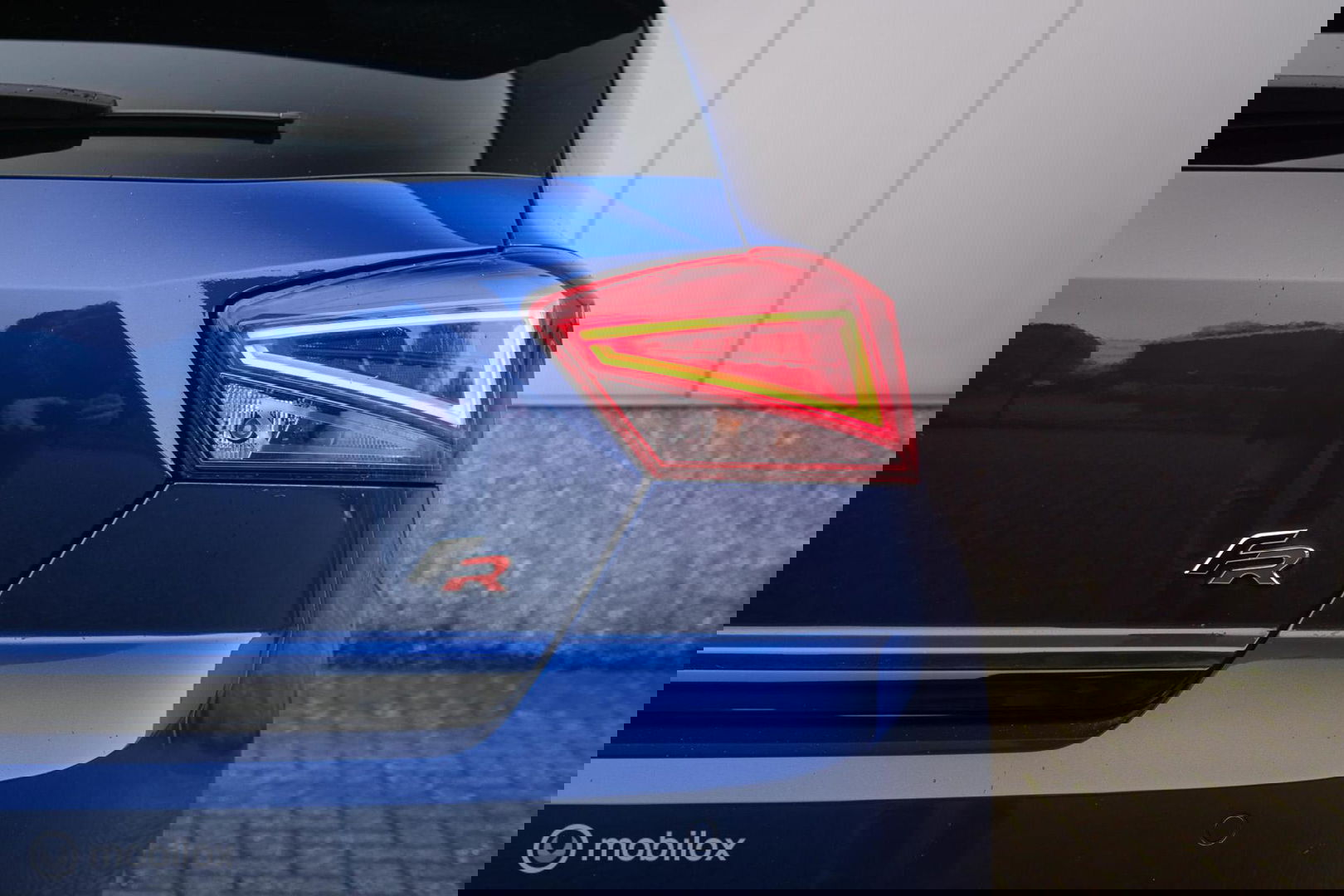 SEAT Ibiza 1.0 TSI FR Limited Edition | Panorama | Carplay | Camera | LED | Cruise | Alcantara leder | DSG automaat | PDC |