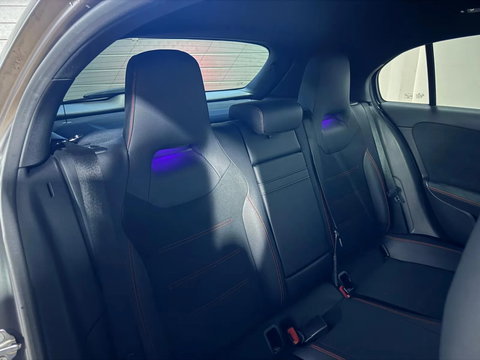 Mercedes-Benz A-Klasse 180 AMG Line