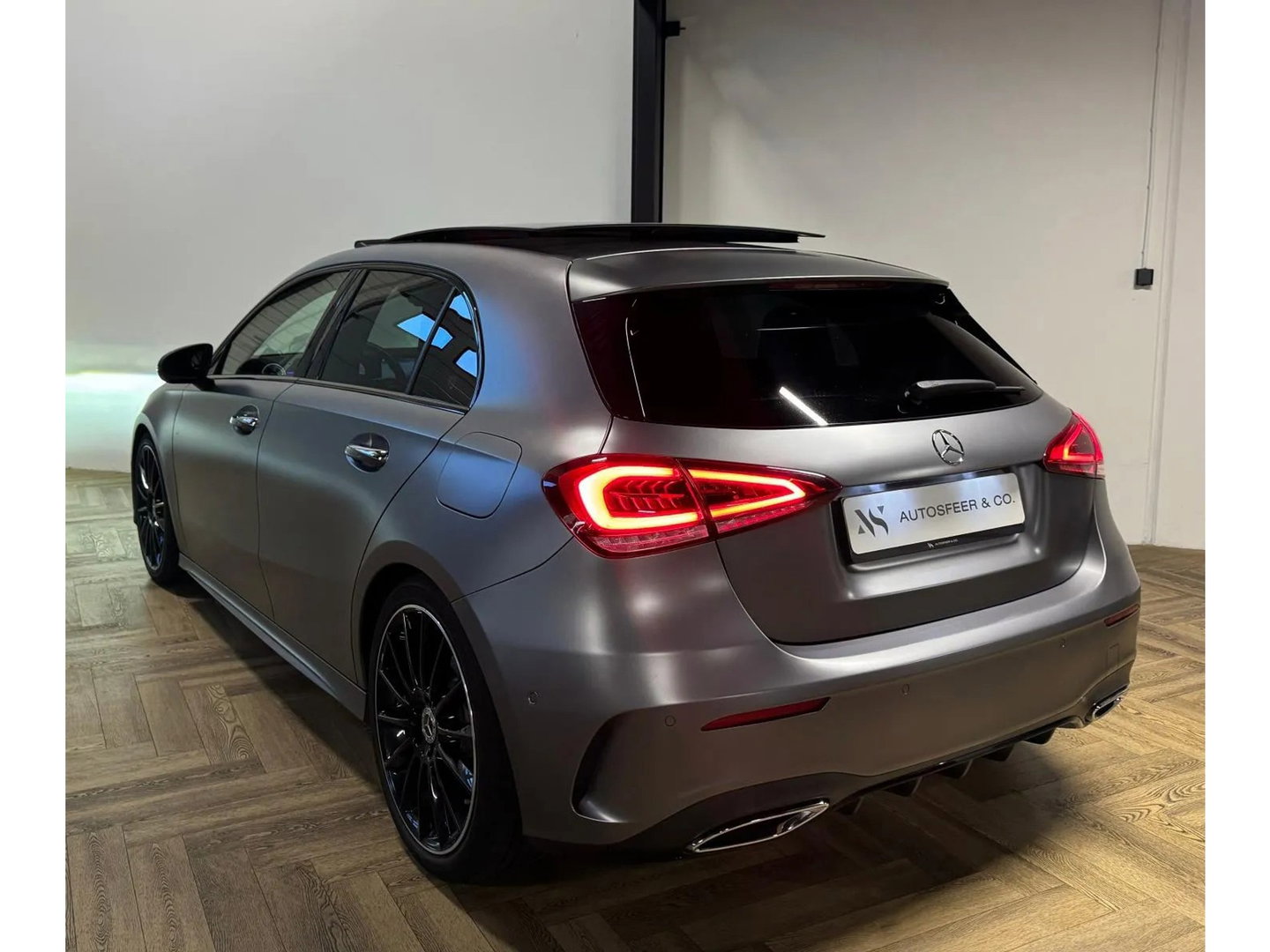 Mercedes-Benz A-Klasse 180 AMG Line