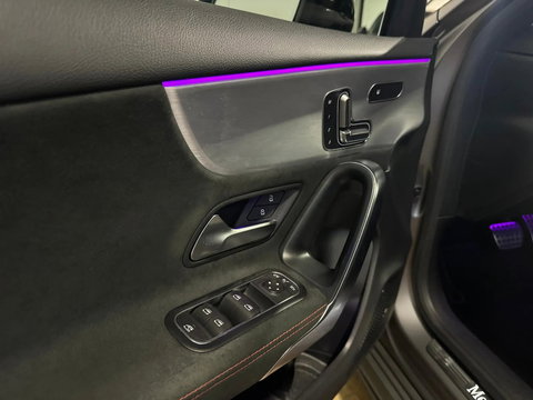 Mercedes-Benz A-Klasse 180 AMG Line