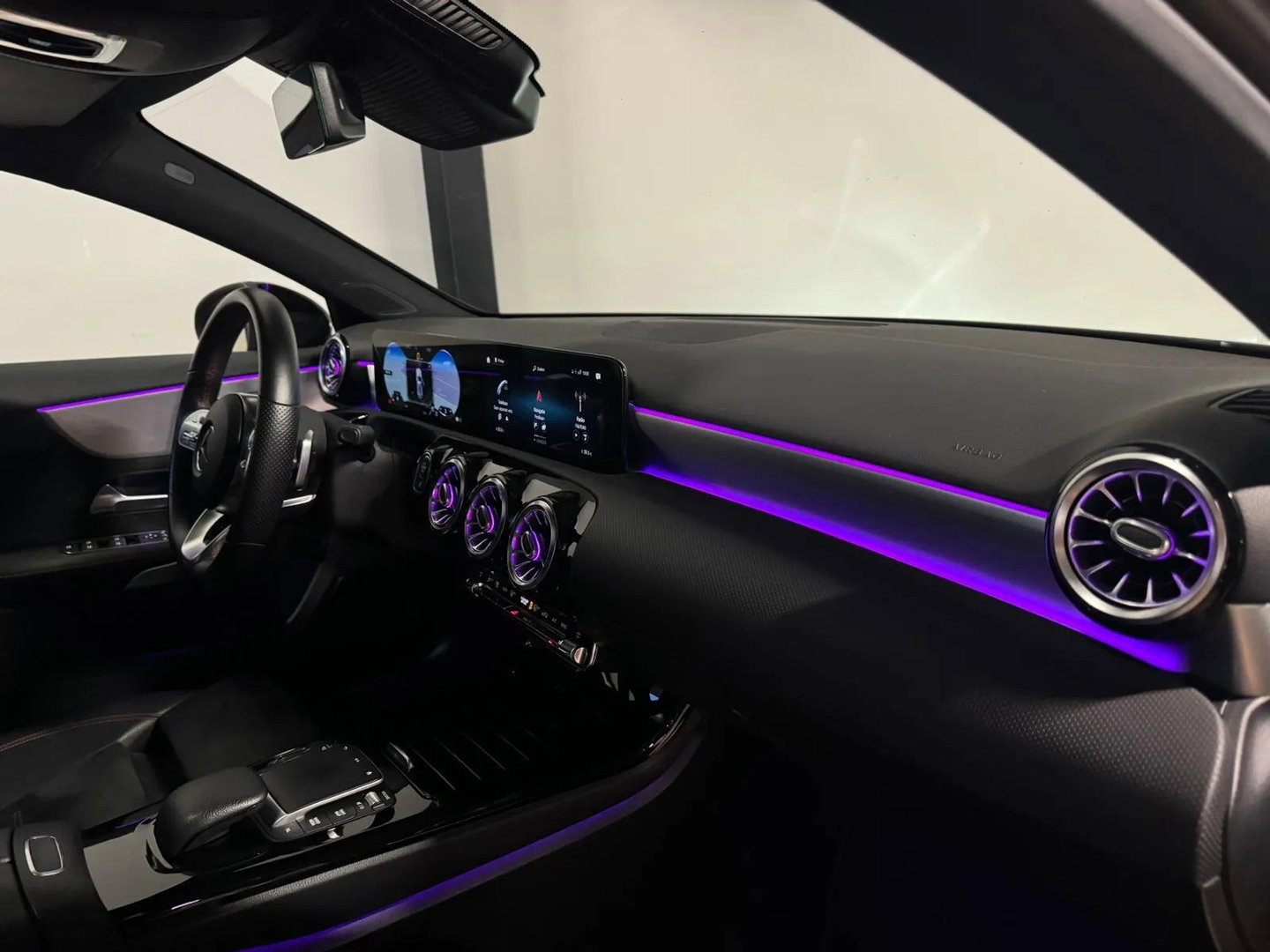 Mercedes-Benz A-Klasse 180 AMG Line