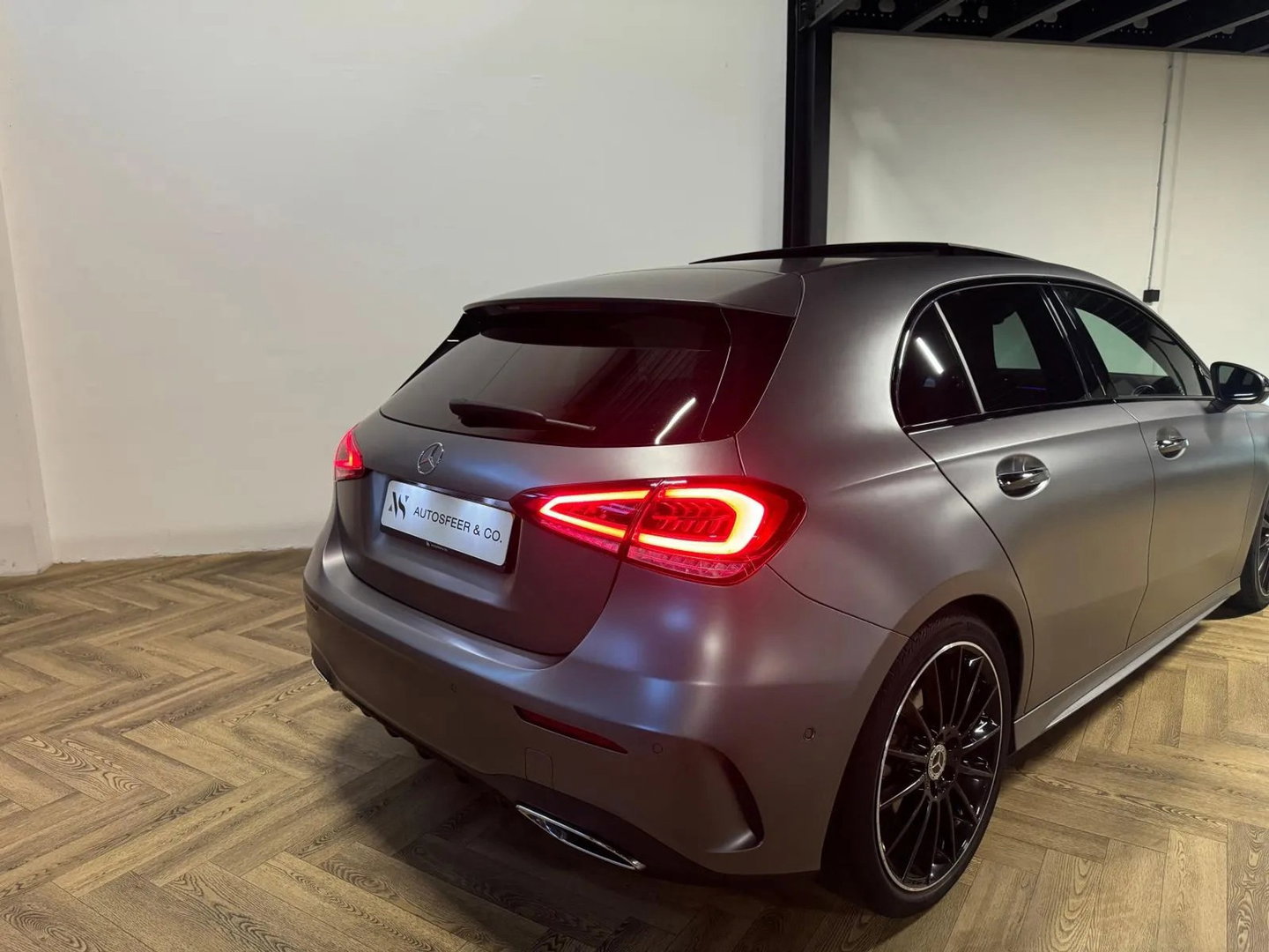 Mercedes-Benz A-Klasse 180 AMG Line