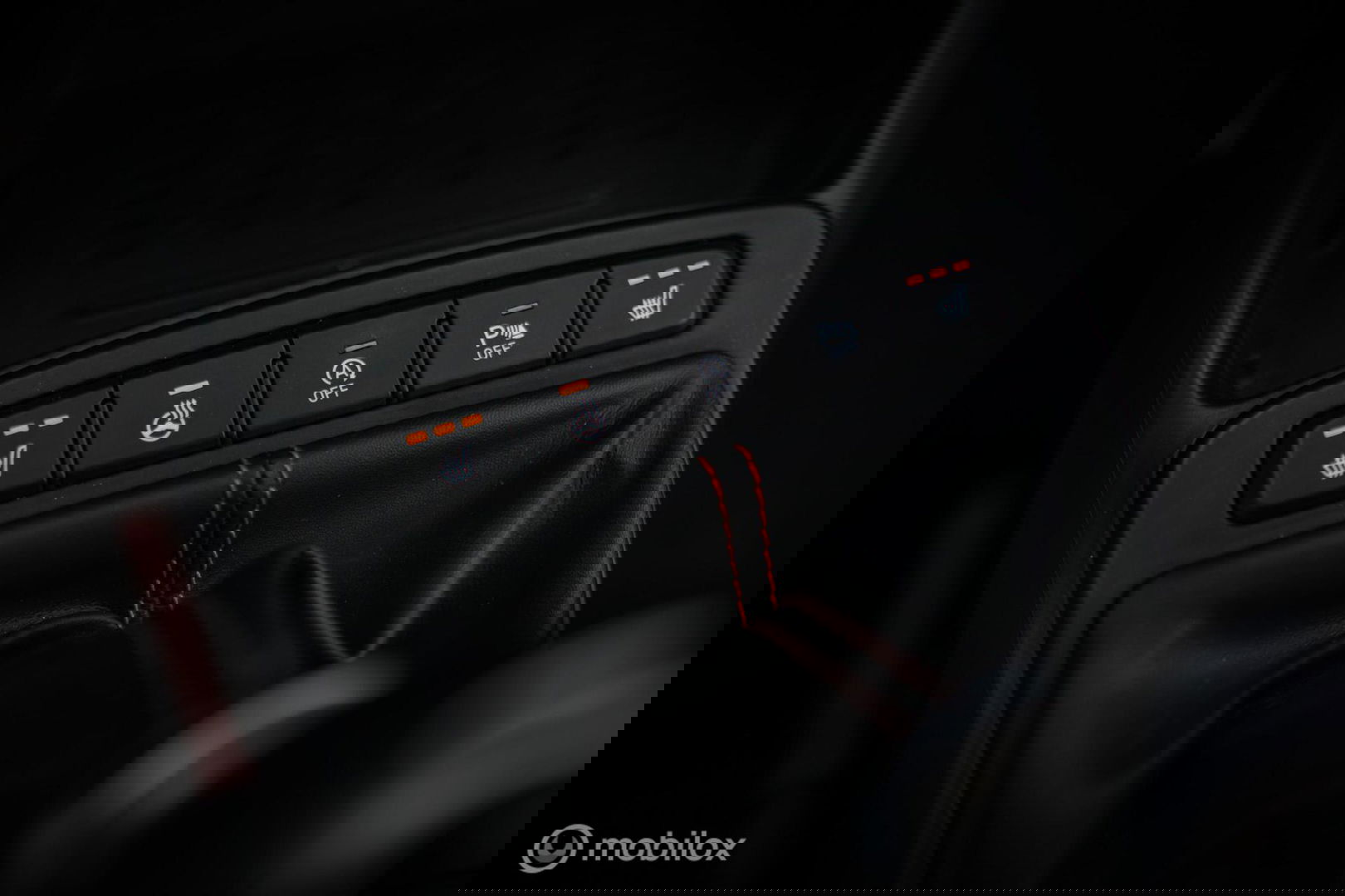 Hyundai i10 1.0 T-GDI N Line 5-zits 101 pk | Camera | CarPlay | Stoel + stuurwiel verwarming | LED | NL auto NAP | incl jaar garantie |