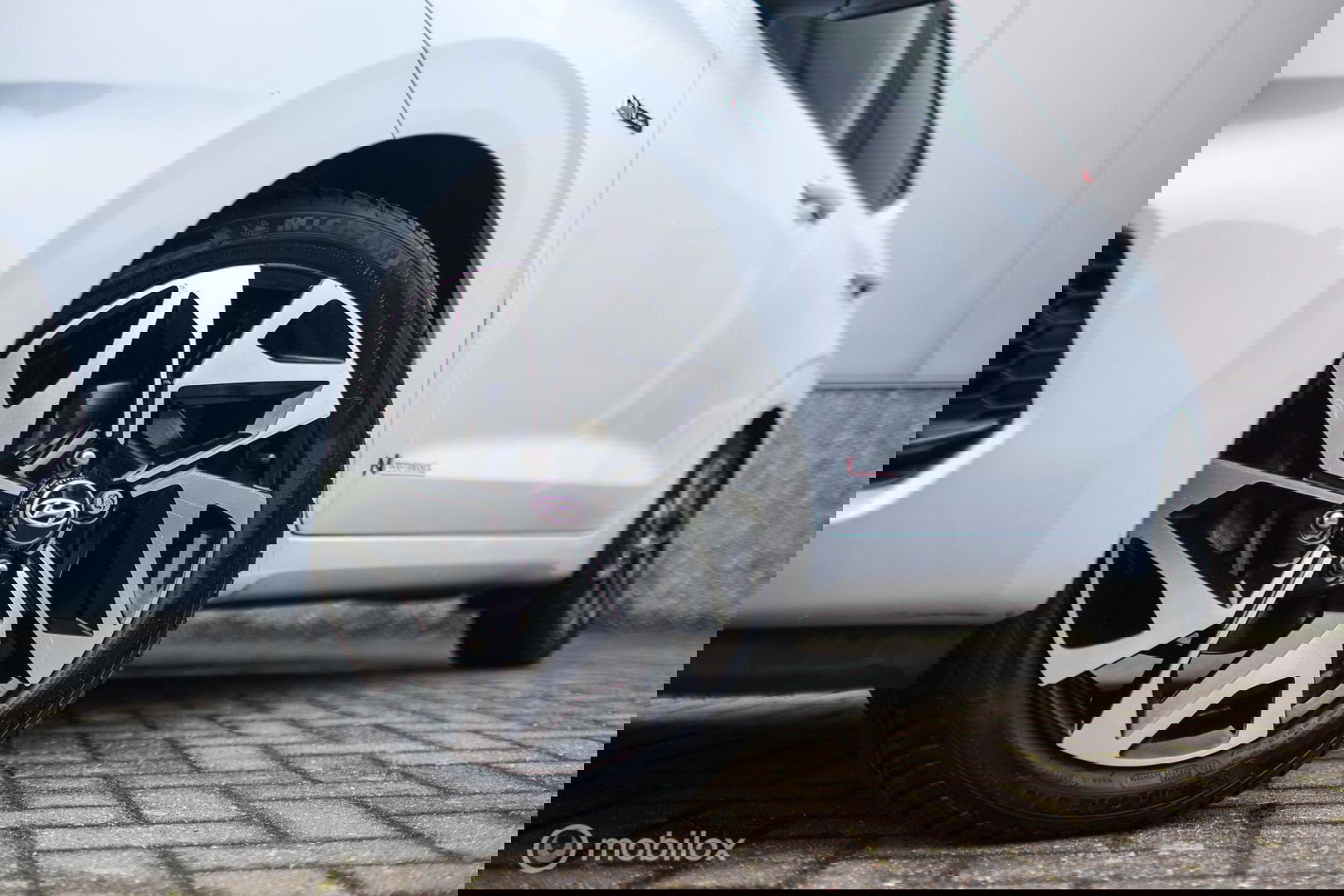 Hyundai i10 1.0 T-GDI N Line 5-zits 101 pk | Camera | CarPlay | Stoel + stuurwiel verwarming | LED | NL auto NAP | incl jaar garantie |