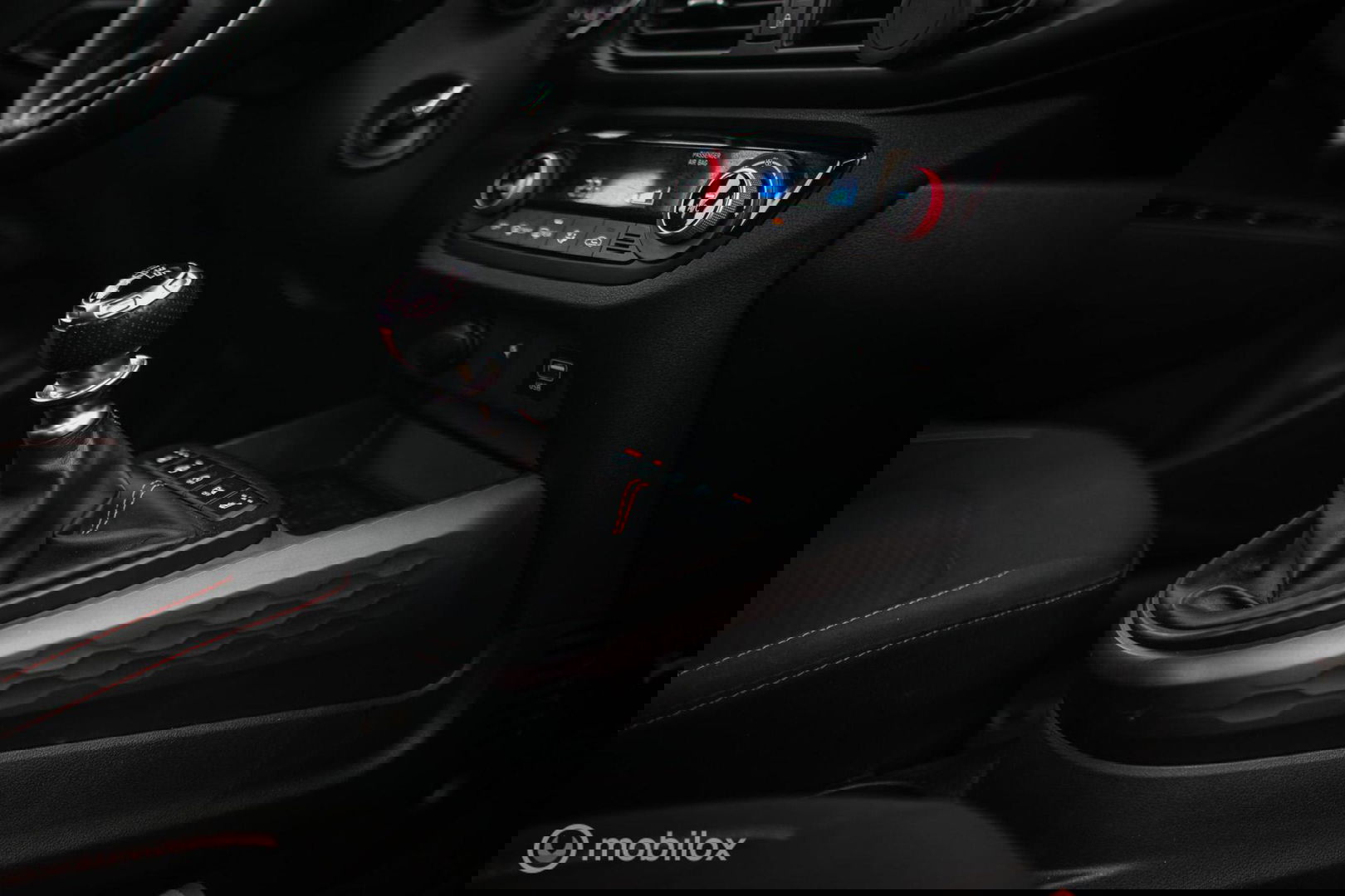 Hyundai i10 1.0 T-GDI N Line 5-zits 101 pk | Camera | CarPlay | Stoel + stuurwiel verwarming | LED | NL auto NAP | incl jaar garantie |