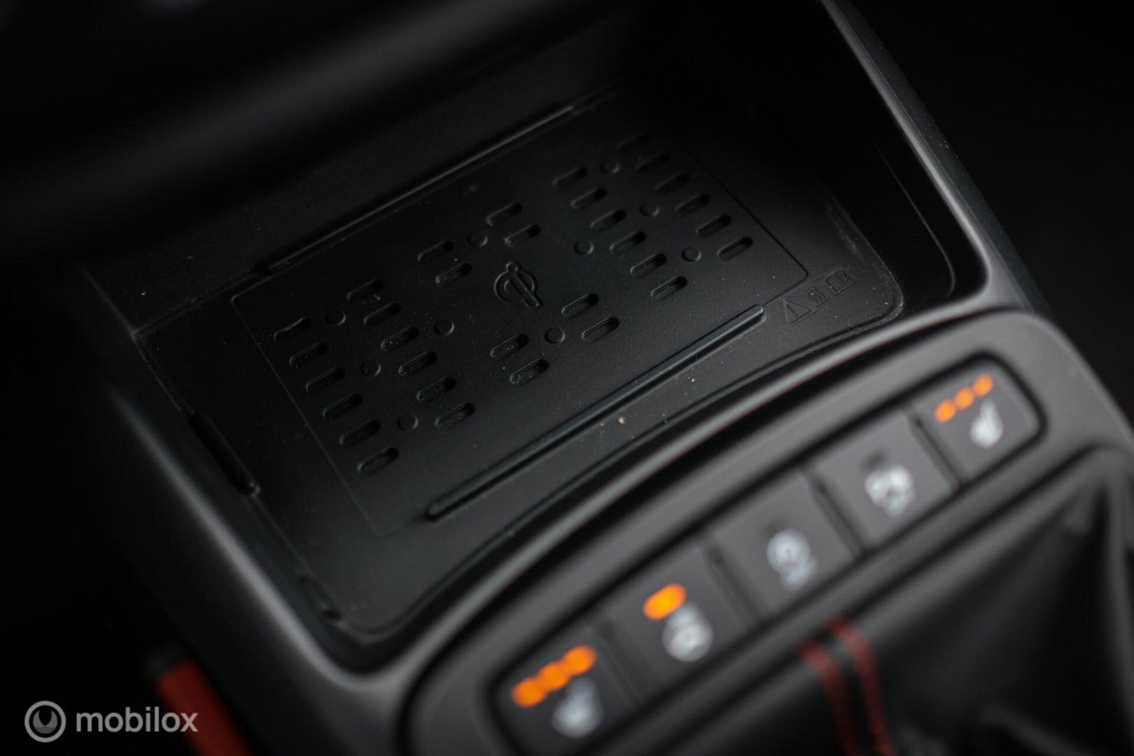 Hyundai i10 1.0 T-GDI N Line 5-zits 101 pk | Camera | CarPlay | Stoel + stuurwiel verwarming | LED | NL auto NAP | incl jaar garantie |