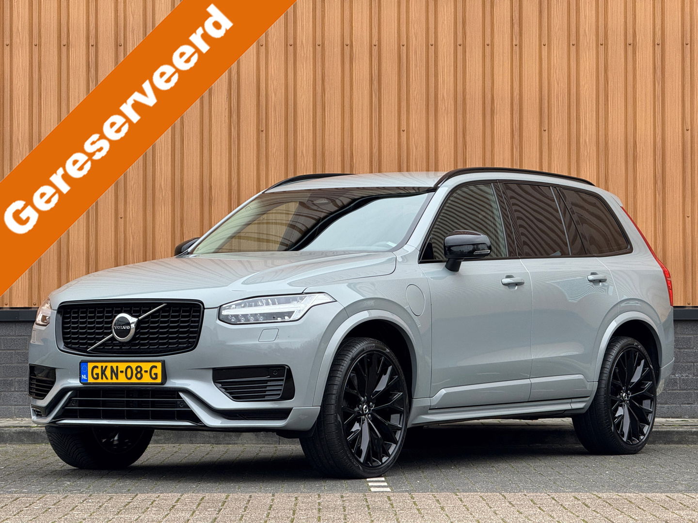 Volvo XC90 2.0 T8 Recharge AWD Plus Dark | 7 Persoons | Harman & Kardon | Apple Carplay | Android Auto | Leder |  Stuurwielverwarming | Adaptieve Cruise Control | Lane Assist | DAB | Led |