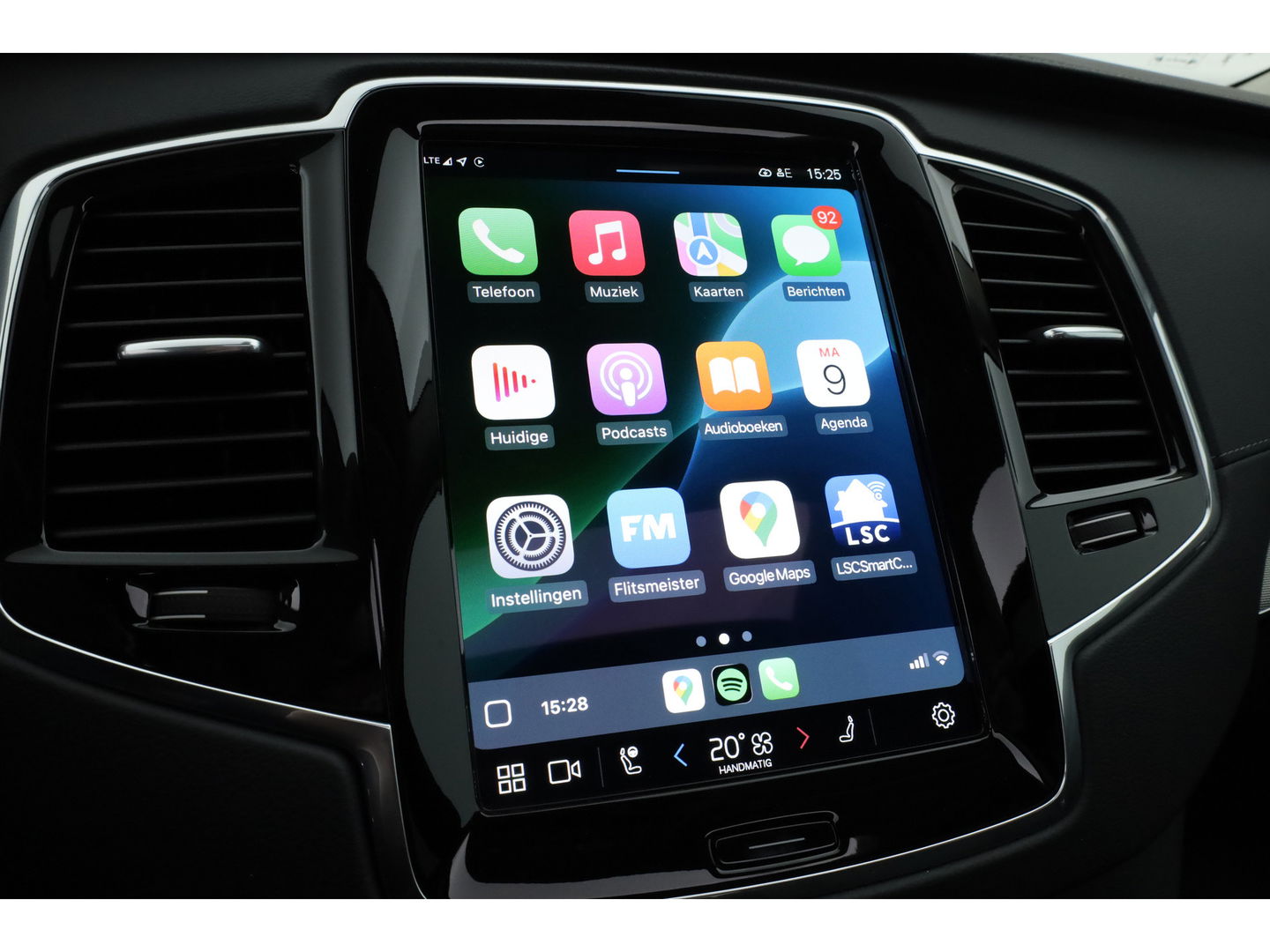 Volvo XC90 2.0 T8 Recharge AWD Ultra Bright 7p. | Pano-dak | 360 camera | Head-up | 21 inch |