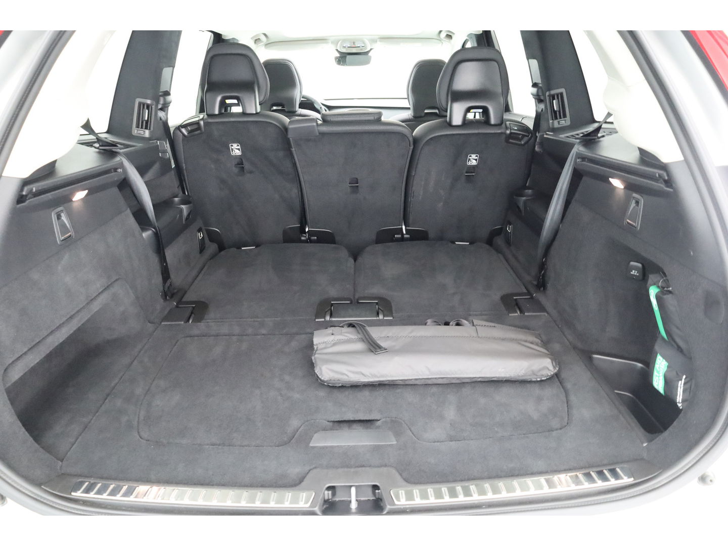 Volvo XC90 2.0 T8 Recharge AWD Ultra Bright 7p. | Pano-dak | 360 camera | Head-up | 21 inch |