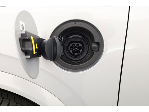 Volvo XC90 2.0 T8 Recharge AWD Ultra Bright 7p. | Pano-dak | 360 camera | Head-up | 21 inch |