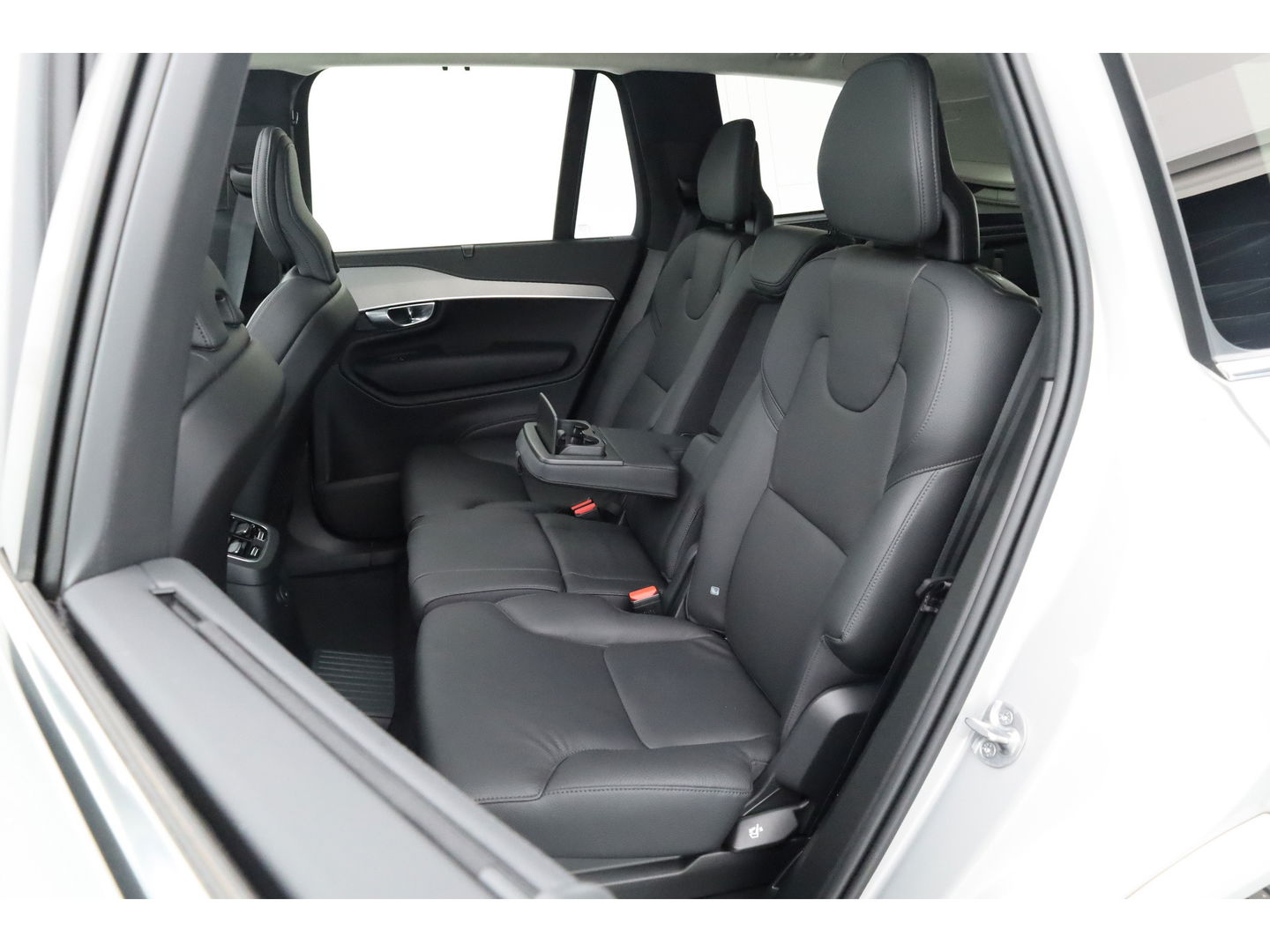 Volvo XC90 2.0 T8 Recharge AWD Ultra Bright 7p. | Pano-dak | 360 camera | Head-up | 21 inch |