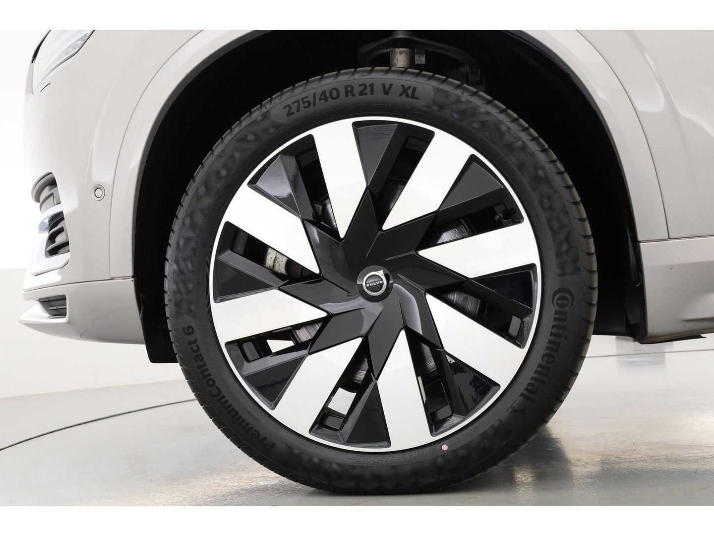 Volvo XC90 2.0 T8 Recharge AWD Ultra Bright 7p. | Pano-dak | 360 camera | Head-up | 21 inch |