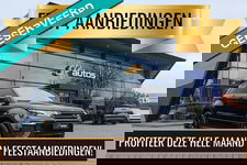 Land Rover Range Rover Evoque - 2.0 TD4 180pk HSE Dynamic Panoramadak Trekhaak Black pack Cruise Clima Stoelverwarming