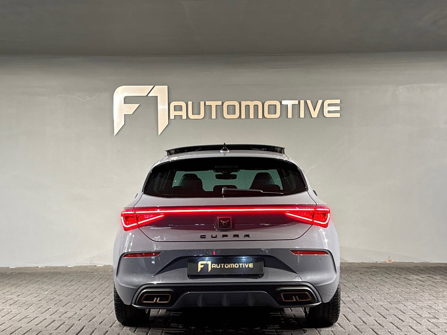 CUPRA Leon 1.4 e-Hybrid VZ Copper Edition Pano|Sfeer|Keyless