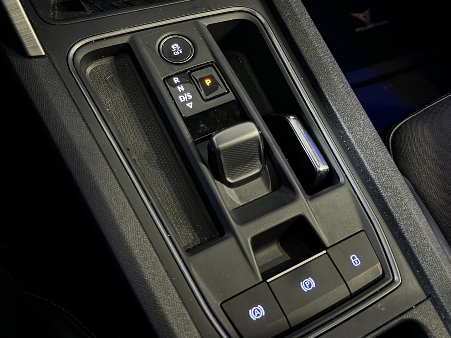 CUPRA Leon 1.4 e-Hybrid VZ Copper Edition Pano|Sfeer|Keyless