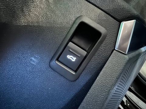 Audi RS3 Limousine 2.5 TFSI quattro Pano|Ceramic|HuD|B&O|VOL