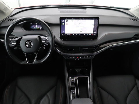 Škoda Enyaq iV 80 | Leder | Stoelverwarming | Trekhaak | Adaptive cruise | Warmtepomp | Matrix LED | Carplay | 21'' | Achterbankverwarming | Navigatie | Sport Plus Pakket | Sfeerverlichting