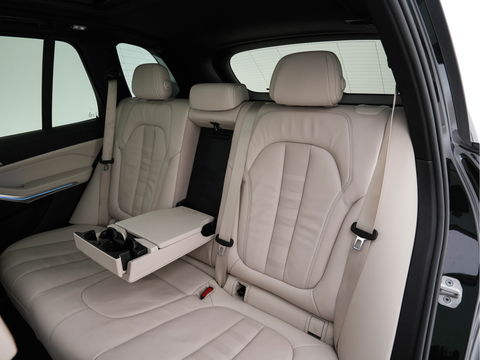 BMW X5 xDrive45e M-Sportpack High Executive (INCL-BTW) Aut. *PANO | LEATHER | HEAD-UP | LASER-LED | SOFTCLOSE | ADAPTIVE-CRUISE | HIFI-SOUND | BLINDSPOT | MEMORY-PACK | TOPVIEW | DIGI-COCKPIT | NAVI-FULLMAP | PRIVACY-GLASS | ...