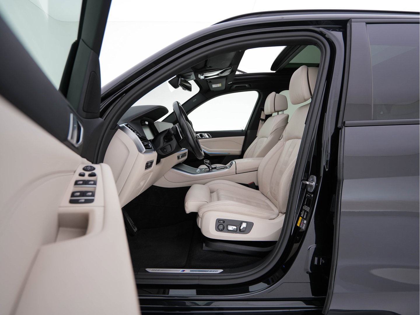 BMW X5 xDrive45e M-Sportpack High Executive (INCL-BTW) Aut. *PANO | LEATHER | HEAD-UP | LASER-LED | SOFTCLOSE | ADAPTIVE-CRUISE | HIFI-SOUND | BLINDSPOT | MEMORY-PACK | TOPVIEW | DIGI-COCKPIT | NAVI-FULLMAP | PRIVACY-GLASS | ...