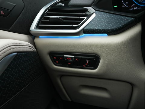 BMW X5 xDrive45e M-Sportpack High Executive (INCL-BTW) Aut. *PANO | LEATHER | HEAD-UP | LASER-LED | SOFTCLOSE | ADAPTIVE-CRUISE | HIFI-SOUND | BLINDSPOT | MEMORY-PACK | TOPVIEW | DIGI-COCKPIT | NAVI-FULLMAP | PRIVACY-GLASS | ...