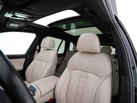 BMW X5 xDrive45e M-Sportpack High Executive (INCL-BTW) Aut. *PANO | LEATHER | HEAD-UP | LASER-LED | SOFTCLOSE | ADAPTIVE-CRUISE | HIFI-SOUND | BLINDSPOT | MEMORY-PACK | TOPVIEW | DIGI-COCKPIT | NAVI-FULLMAP | PRIVACY-GLASS | ...