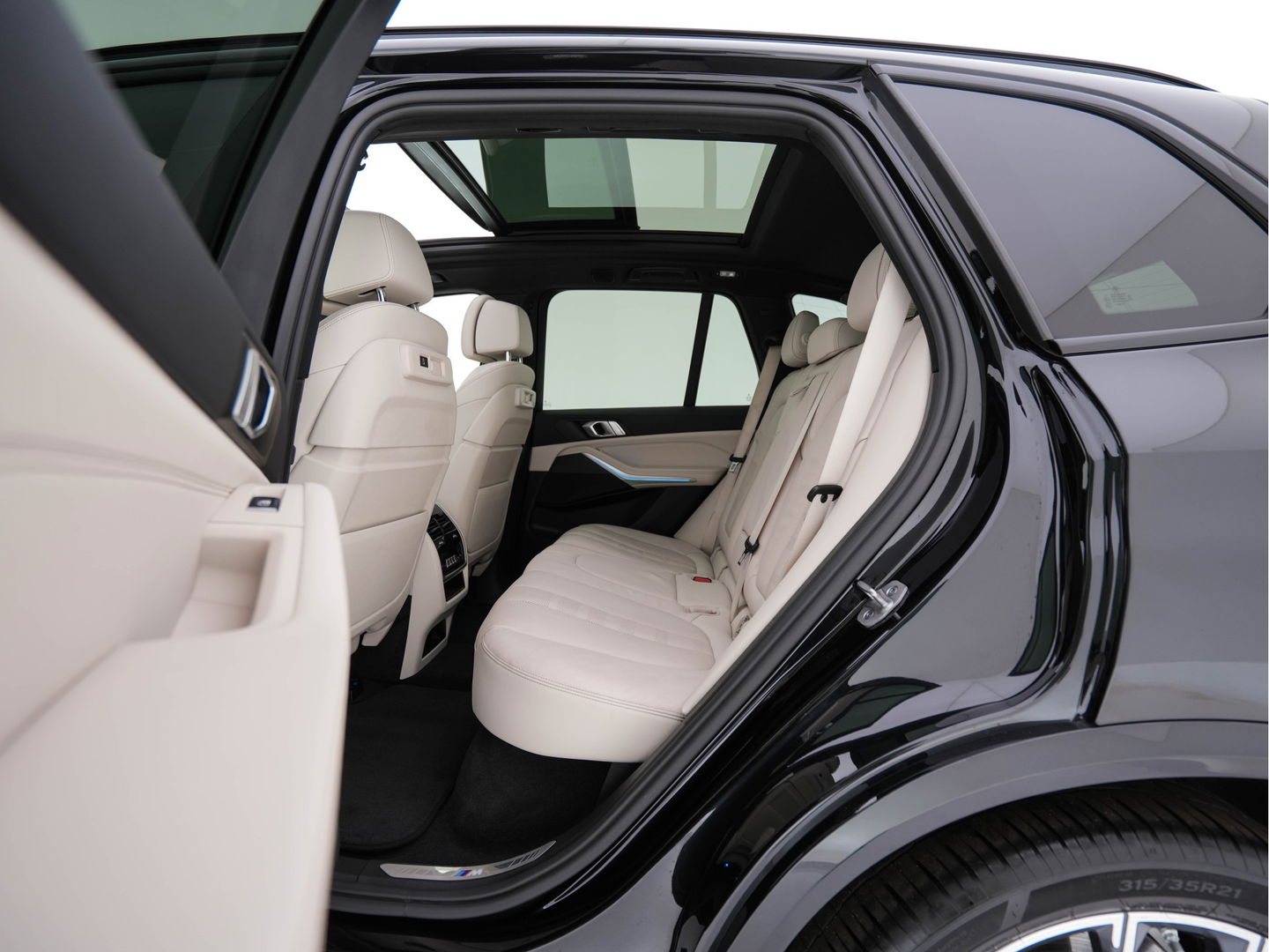 BMW X5 xDrive45e M-Sportpack High Executive (INCL-BTW) Aut. *PANO | LEATHER | HEAD-UP | LASER-LED | SOFTCLOSE | ADAPTIVE-CRUISE | HIFI-SOUND | BLINDSPOT | MEMORY-PACK | TOPVIEW | DIGI-COCKPIT | NAVI-FULLMAP | PRIVACY-GLASS | ...