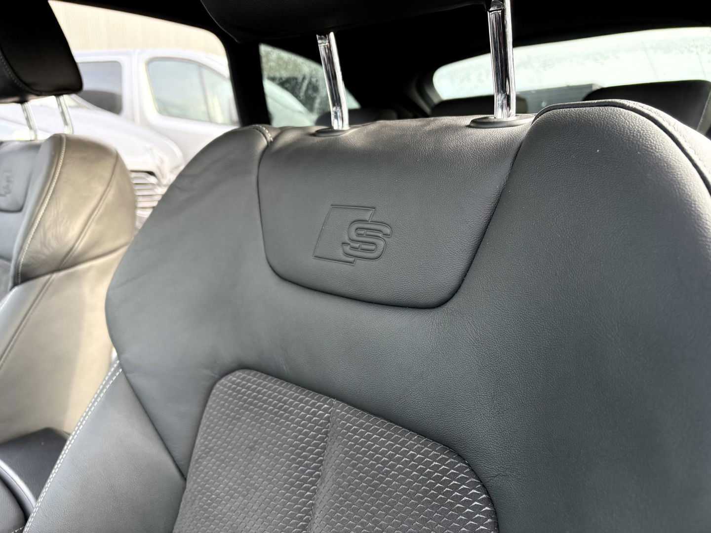 Audi A6 Avant 50 TDI QUATTRO SPORT S LINE | TREKHAAK | MATRIX LED | 360 | STOELVERWARMING