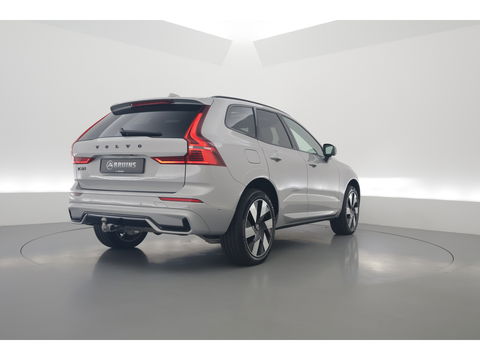 Volvo XC60 2.0 T8 Plug-in hybrid AWD Ultra Dark | Luchtvering | Massage | B&W audio | HUD | elek. Trekhaak | Stoelventi. | 360 camera |