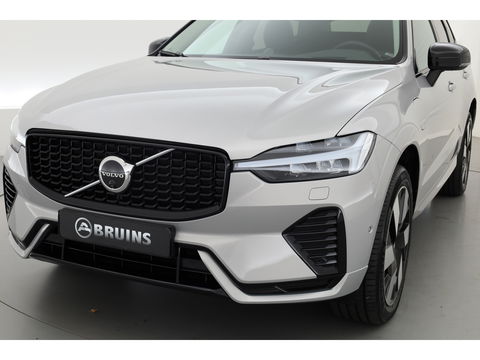Volvo XC60 2.0 T8 Plug-in hybrid AWD Ultra Dark | Luchtvering | Massage | B&W audio | HUD | elek. Trekhaak | Stoelventi. | 360 camera |
