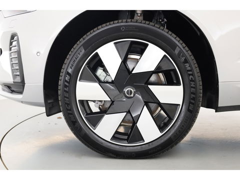 Volvo XC60 2.0 T8 Plug-in hybrid AWD Ultra Dark | Luchtvering | Massage | B&W audio | HUD | elek. Trekhaak | Stoelventi. | 360 camera |