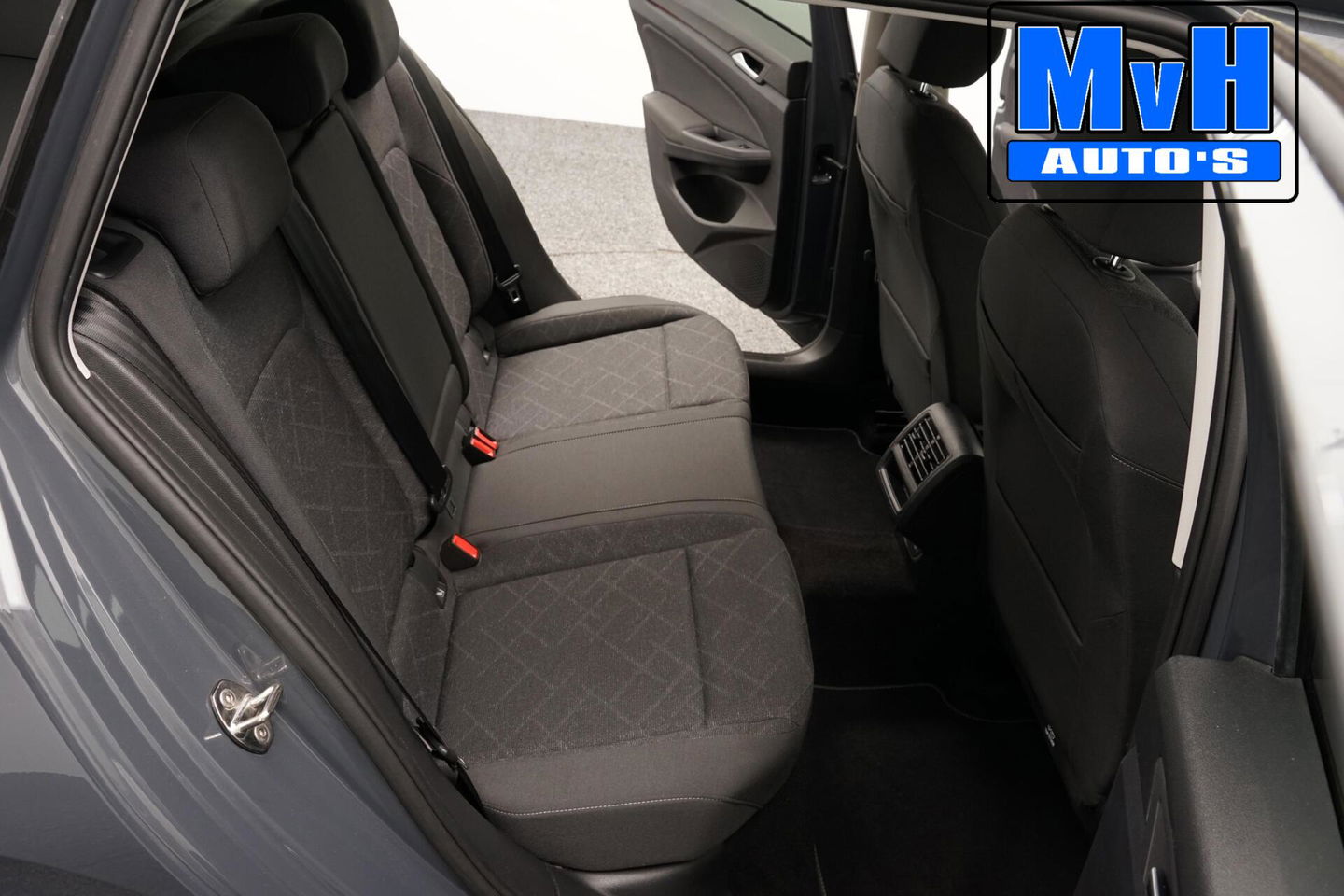 Volkswagen Golf Variant 1.0 eTSI|VIRTUAL|CAMERA|ACC|ORG.NL