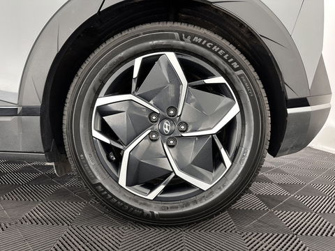 Hyundai IONIQ 5 Connect 73kWh [ 3-Fase-11kW ] {SOH-100%} (INCL-BTW) Aut *LEATHER-FABRIC | FULL-LED | DIGI-COCKPIT | AMBIENTLIGHT | DAB | SHIFTPADDLES | HEAD-UP | NAVI-FULLMAP | KEYLESS | CAMERA | HEATED-COMFORTSEATS | TOWBAR | PRIVACYGLASS  | 19"AL