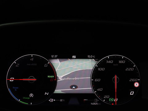 SEAT Leon 1.4 TSI eHybrid PHEV FR | Panoramadak | Stoelverwarming | Leder/Alcantara | Adaptive cruise | Camera | Carplay | Navigatie | Stuurverwarming | Plug In