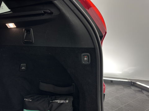 Volvo XC90 2.0 D4 Inscription AWD [7-Pers ] (INCL-BTW) Aut.*PANO | LEATHER | FULL-LED | MEMORY-PACK | DIGI-COCKPIT | BOWERS&WILKINS | CAMERA | HEATED-COMFORTSEATS | LANE-ASSIST | CARPLAY | ECC | HEAD-UP | PDC | CRUISE | TOWBAR | 20"ALU