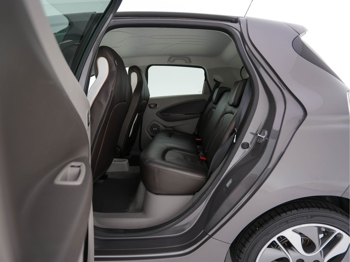 Renault ZOE (inclusive-battery) Q90 Bose 41 kWh Quickcharge Edition One (3-Fase-43 kW) {SOH-92%} Aut.*LEATHER | FULL-LED | DIGI-COCKPIT | HEATED-COMFORTSEATS | BOSE-PREMIUM-AUDIO | CAMERA | R-LINK | PDC | PRIVACY-GLASS |  17"ALU*