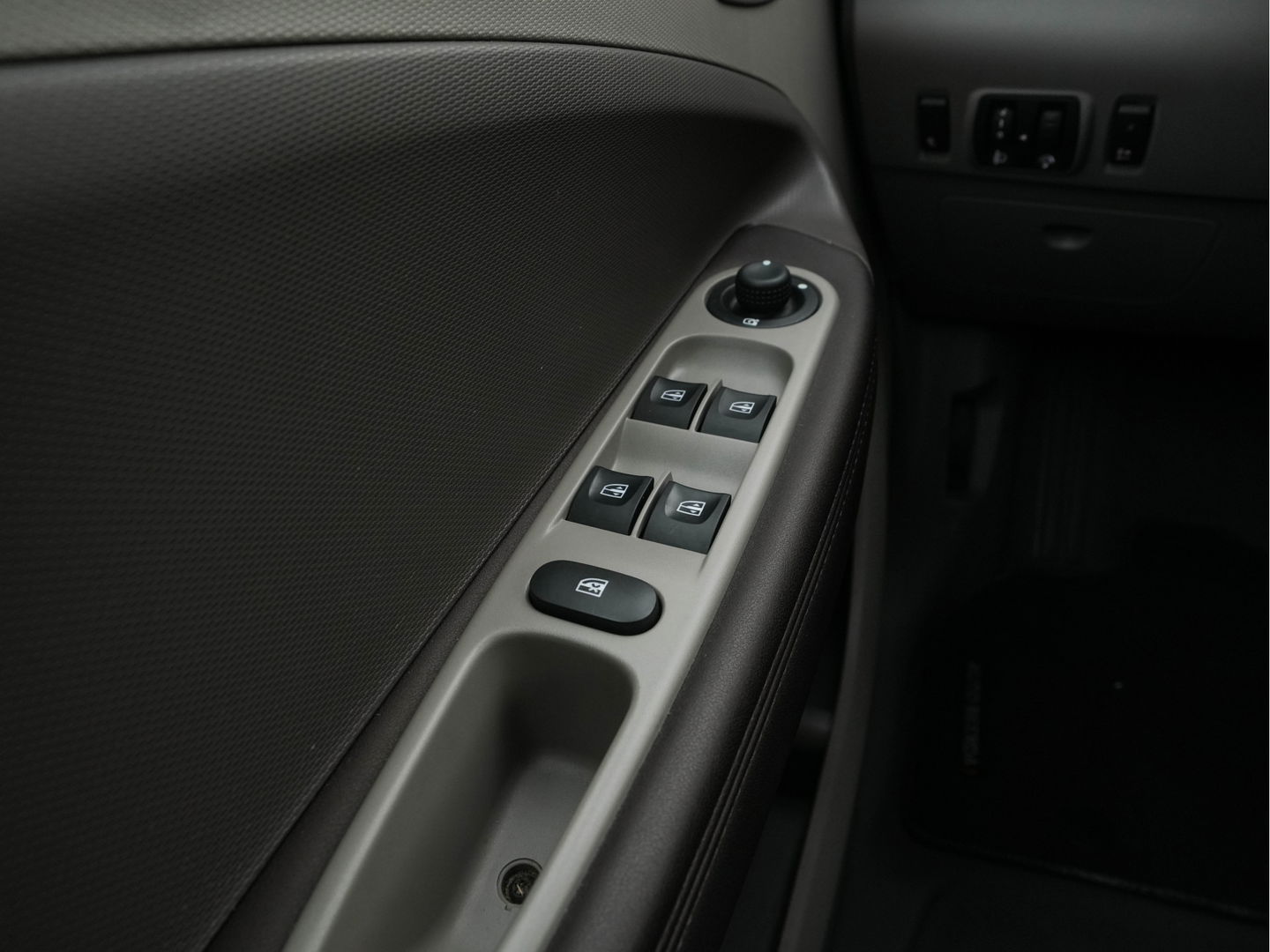 Renault ZOE (inclusive-battery) Q90 Bose 41 kWh Quickcharge Edition One (3-Fase-43 kW) {SOH-92%} Aut.*LEATHER | FULL-LED | DIGI-COCKPIT | HEATED-COMFORTSEATS | BOSE-PREMIUM-AUDIO | CAMERA | R-LINK | PDC | PRIVACY-GLASS |  17"ALU*