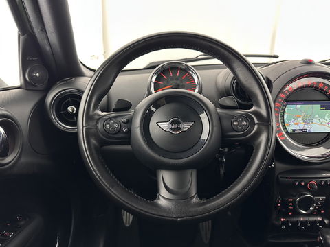 MINI Countryman 2.0 John Cooper Works-Pack SD ALL4 Pepper Aut. *XENON | HARMAN/KARDON | SPORTSEATS | NAVI-FULLMAP | SHIFTPADDLES | ECC | PDC | CRUISE | TOWBAR | 18''ALU*