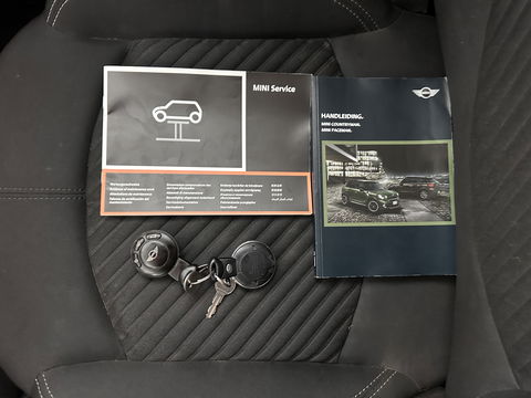 MINI Countryman 2.0 John Cooper Works-Pack SD ALL4 Pepper Aut. *XENON | HARMAN/KARDON | SPORTSEATS | NAVI-FULLMAP | SHIFTPADDLES | ECC | PDC | CRUISE | TOWBAR | 18''ALU*