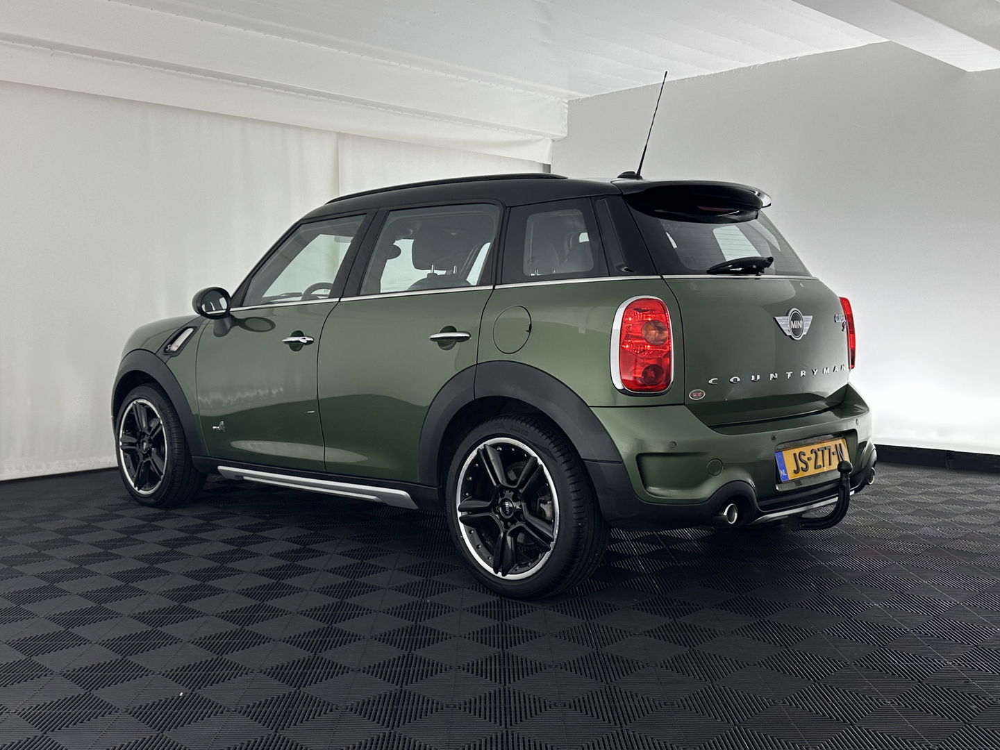 MINI Countryman 2.0 John Cooper Works-Pack SD ALL4 Pepper Aut. *XENON | HARMAN/KARDON | SPORTSEATS | NAVI-FULLMAP | SHIFTPADDLES | ECC | PDC | CRUISE | TOWBAR | 18''ALU*