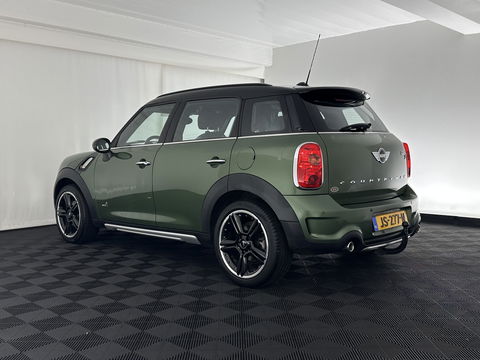 MINI Countryman 2.0 John Cooper Works-Pack SD ALL4 Pepper Aut. *XENON | HARMAN/KARDON | SPORTSEATS | NAVI-FULLMAP | SHIFTPADDLES | ECC | PDC | CRUISE | TOWBAR | 18''ALU*