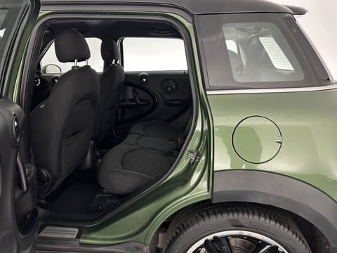 MINI Countryman 2.0 John Cooper Works-Pack SD ALL4 Pepper Aut. *XENON | HARMAN/KARDON | SPORTSEATS | NAVI-FULLMAP | SHIFTPADDLES | ECC | PDC | CRUISE | TOWBAR | 18''ALU*