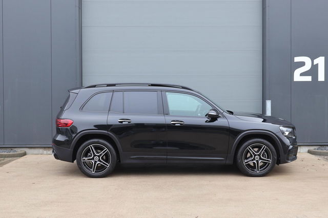 Mercedes-Benz GLB - 200 AMG Line