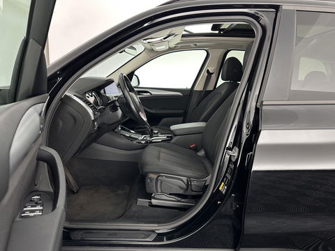 BMW X3 xDrive30e [Plug-In] (INCL-BTW) *PANO | FULL-LED | COMFORTSEATS | PRIVACYGLASS | ECC | PDC | CRUISE | TOWBAR | 18''ALU*