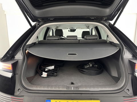 Hyundai IONIQ 5 Connect+ 73kWh (3-Fase-11kW) {SOH-98%} INCL-BTW) Aut *HEATPUMP | LEATHER-FABRIC | BOSE-AUDIO | FULL-LED | DIGI-COCKPIT | AMBIENTLIGHT | DAB | SHIFTPADDLES | HEAD-UP | NAVI-FULLMAP | KEYLESS | CAMERA | HEATED-COMFORTSEATS | TOWBAR*